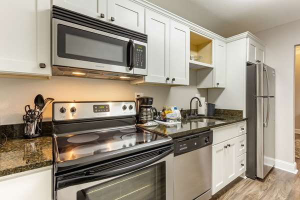 Suite - Church Street Inn Charleston