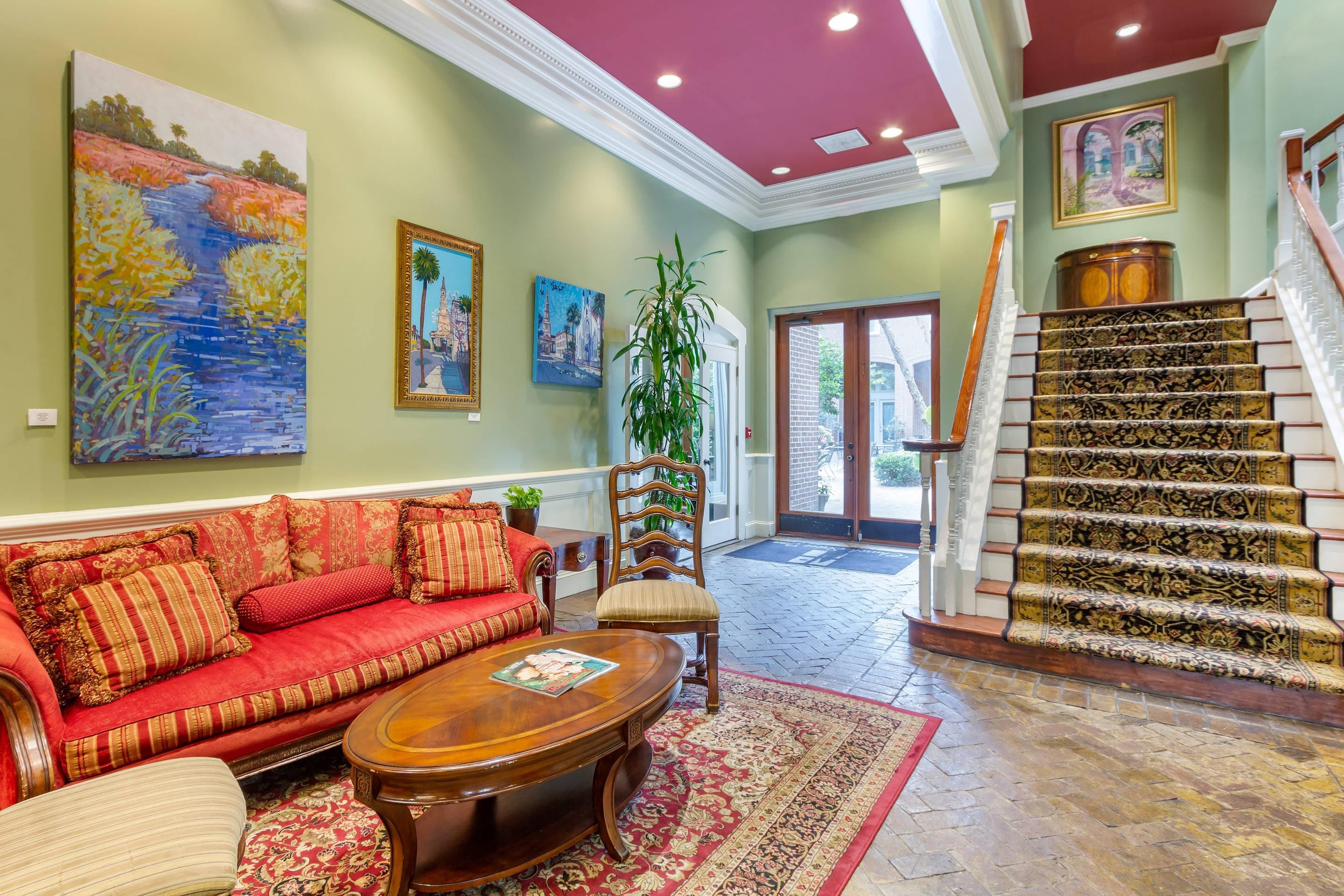 Hotel lobby | Church Street Inn Historic Charleston, Ascend Collection Hotel