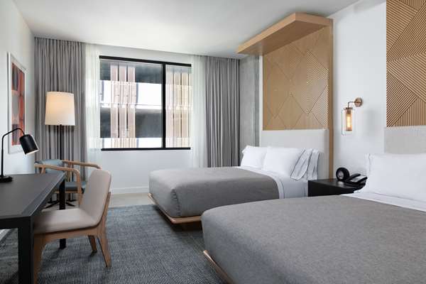  - Canopy by Hilton Hotel Downtown Austin