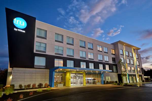Exterior view - Tru by Hilton Hotel Concord