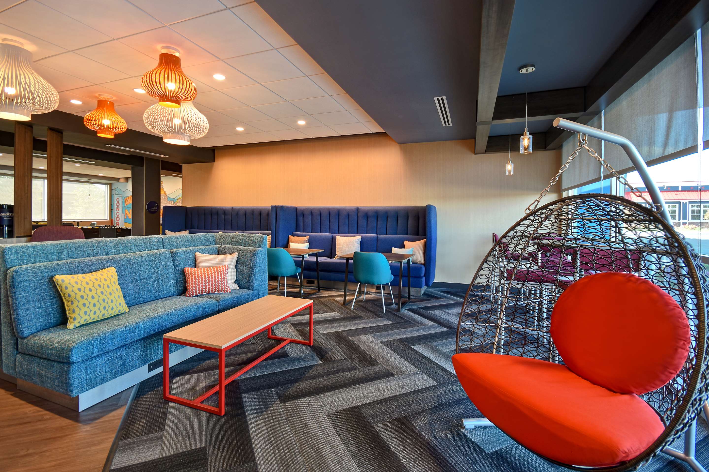 Lobby | Tru by Hilton Concord