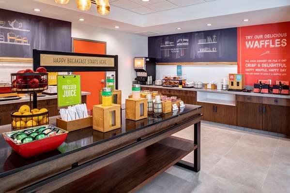 Amenities - Hampton Inn & Suites Indio - I-10, Exit 143