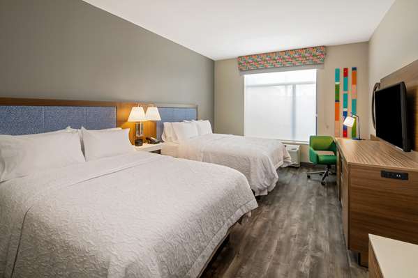  - Hampton Inn & Suites Midtown Raleigh - I-440, Exit 10