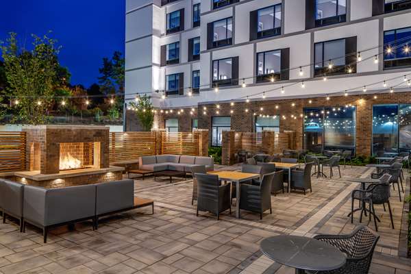 Exterior view - Hampton Inn & Suites Midtown Raleigh - I-440, Exit 10