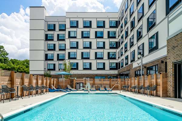 Pool - Hampton Inn & Suites Midtown Raleigh - I-440, Exit 10
