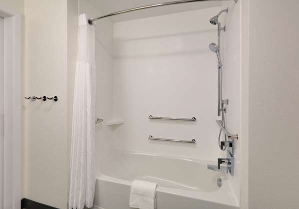  - Hampton Inn Irvine Spectrum Center Lake Forest - I-5, Exit 92