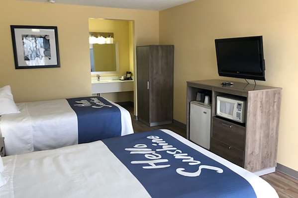 - Days Inn Cape Carteret