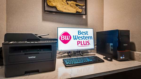 Conference Area - Best Western Plus Bourbonnais Hotel & Suites - I-57, Exit 315