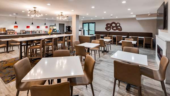 Amenities - Best Western Plus Bourbonnais Hotel & Suites - I-57, Exit 315