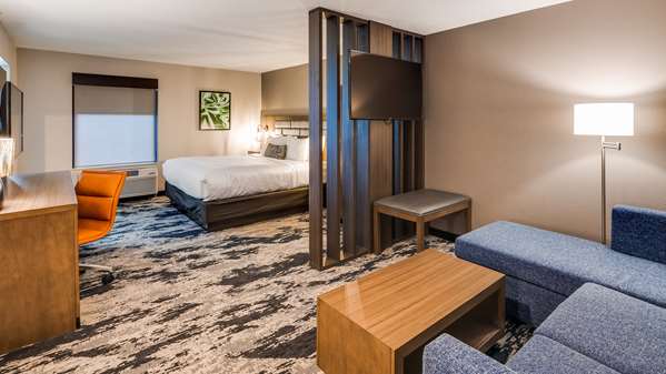 Suite - Best Western Plus Bourbonnais Hotel & Suites - I-57, Exit 315