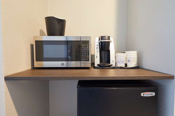  - Best Western Plus Bourbonnais Hotel & Suites - I-57, Exit 315