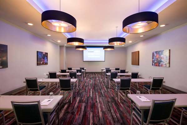  - La Quinta Inn & Suites Lake Delton