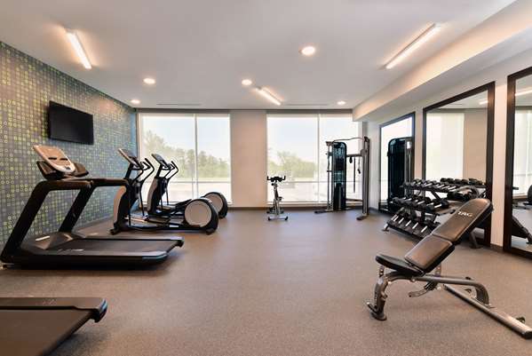 Fitness/ Exercise Room - La Quinta Inn & Suites Lake Delton