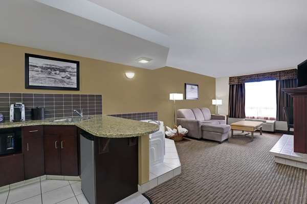 Suite - SureStay Plus Hotel by Best Western Drumheller