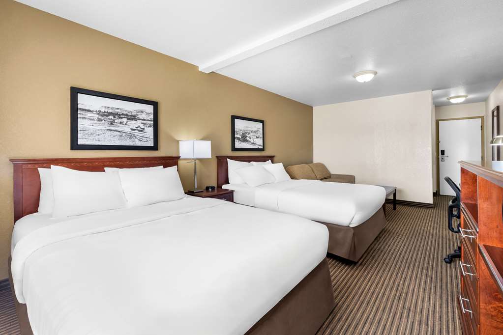 SureStay Plus Hotel by Best Western Drumheller - Tap to explore photos