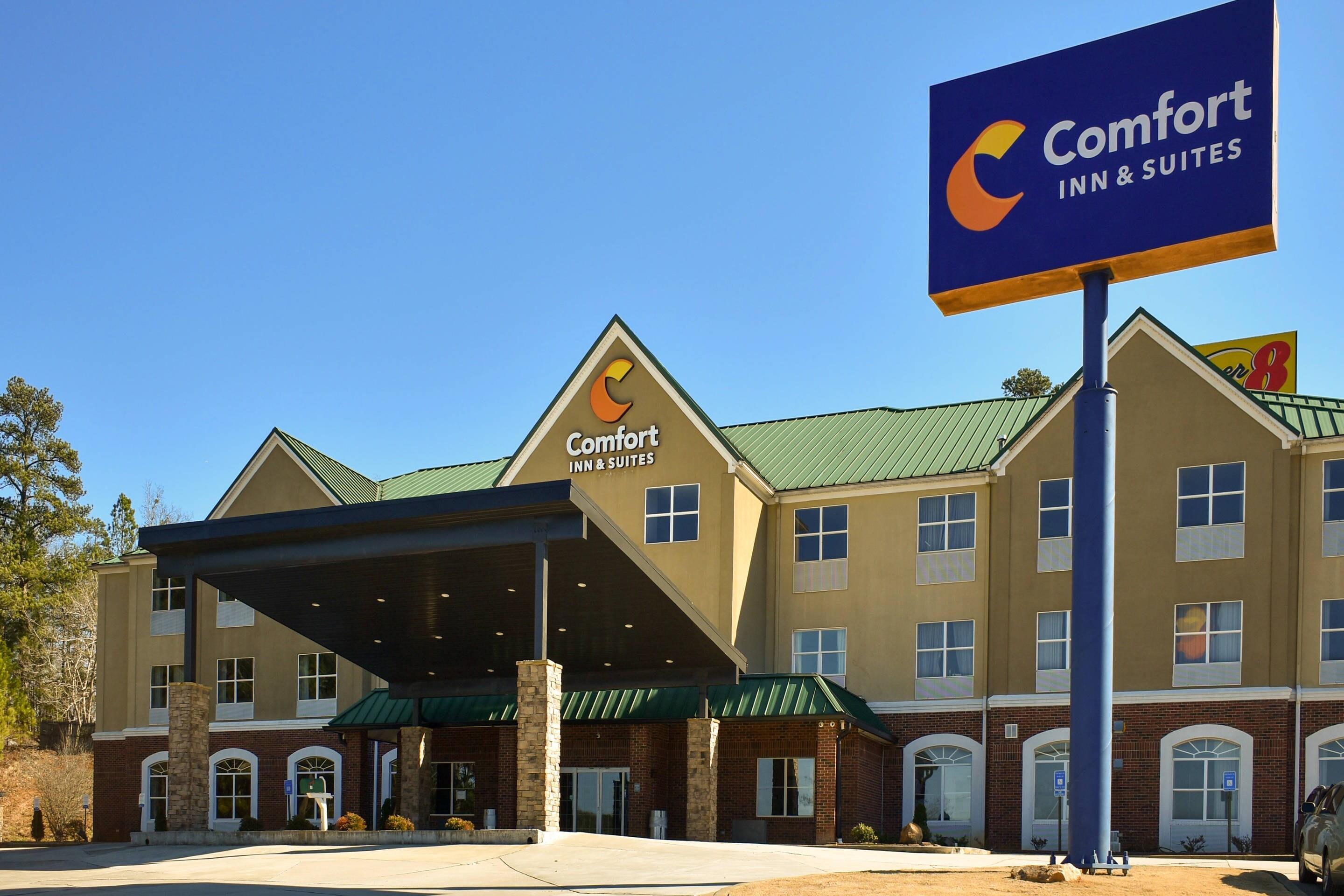 Hotel exterior | Comfort Inn & Suites Cartersville - Emerson Lake Point
