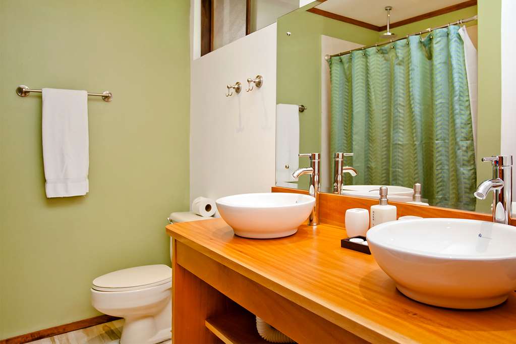 MONTEVERDE LODGE-guestroom-Guest Room,Bathroom,On-Site.jpg