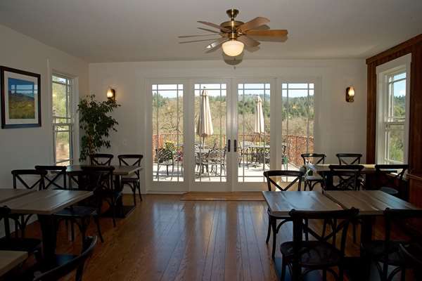 Restaurant - Wine Country Inn St Helena