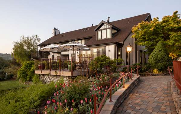 Exterior view - Wine Country Inn St Helena