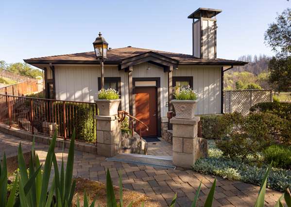 Exterior view - Wine Country Inn St Helena