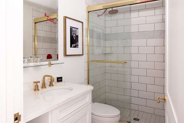  - Vendue Inn Charleston