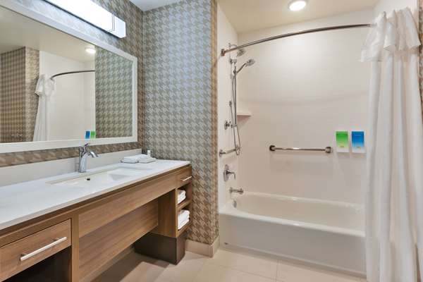  - Home2 Suites by Hilton Battle Creek