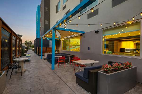 Exterior view - Tru by Hilton Lathrop - I-5, Exit 462