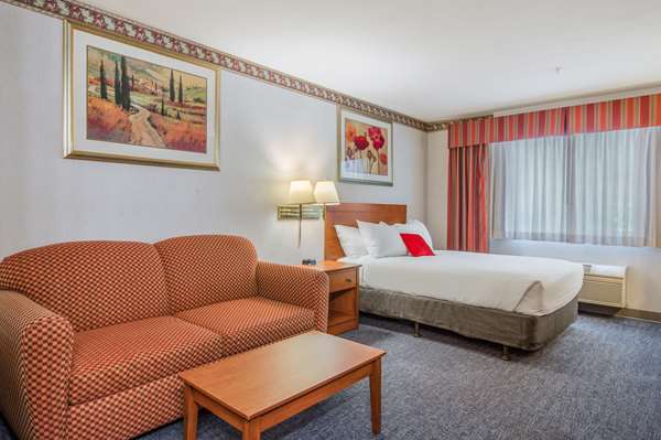 Suite - Red Lion Inn Port Orchard