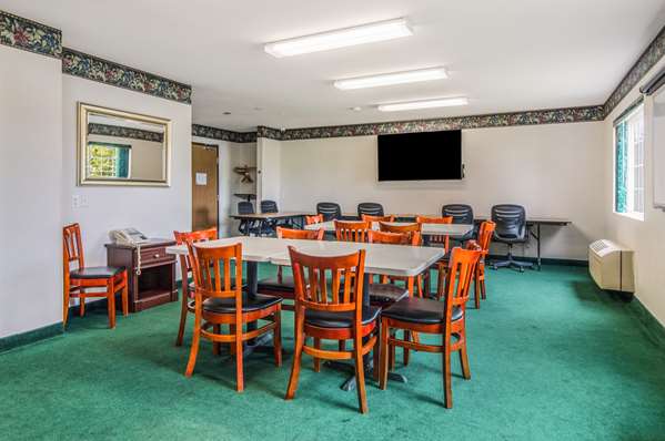 Restaurant - Red Lion Inn Port Orchard