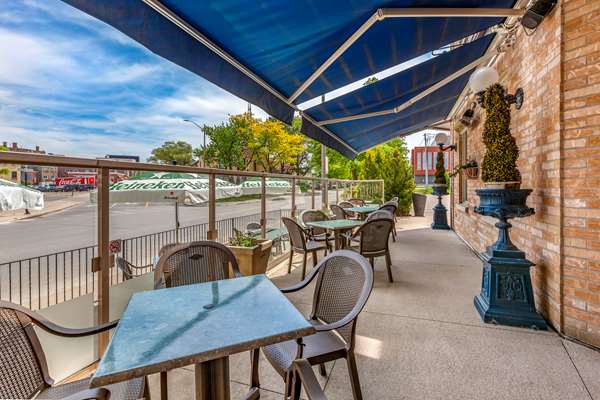 Exterior view - Parlour Inn Stratford