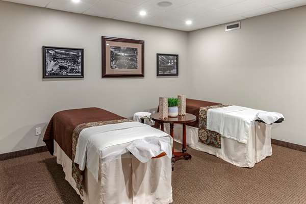  - Parlour Inn Stratford