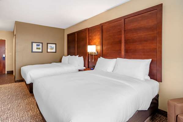 - Comfort Inn & Suites Winchester - I-81, Exit 310