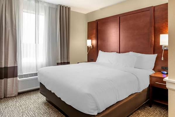 Suite - Comfort Inn & Suites Winchester - I-81, Exit 310