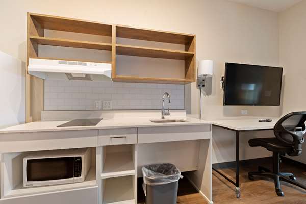  - Extended Stay America Suites Fort Lee Colonial Heights - I-95, Exit 54