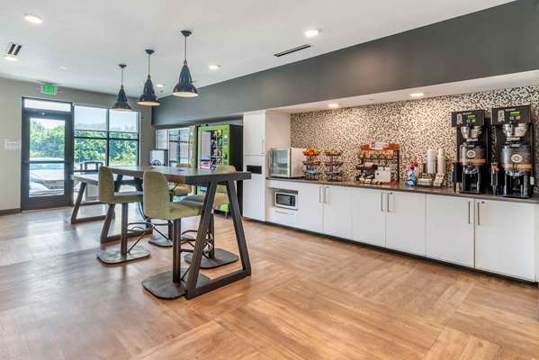 Amenities - Extended Stay America Suites Fort Lee Colonial Heights - I-95, Exit 54