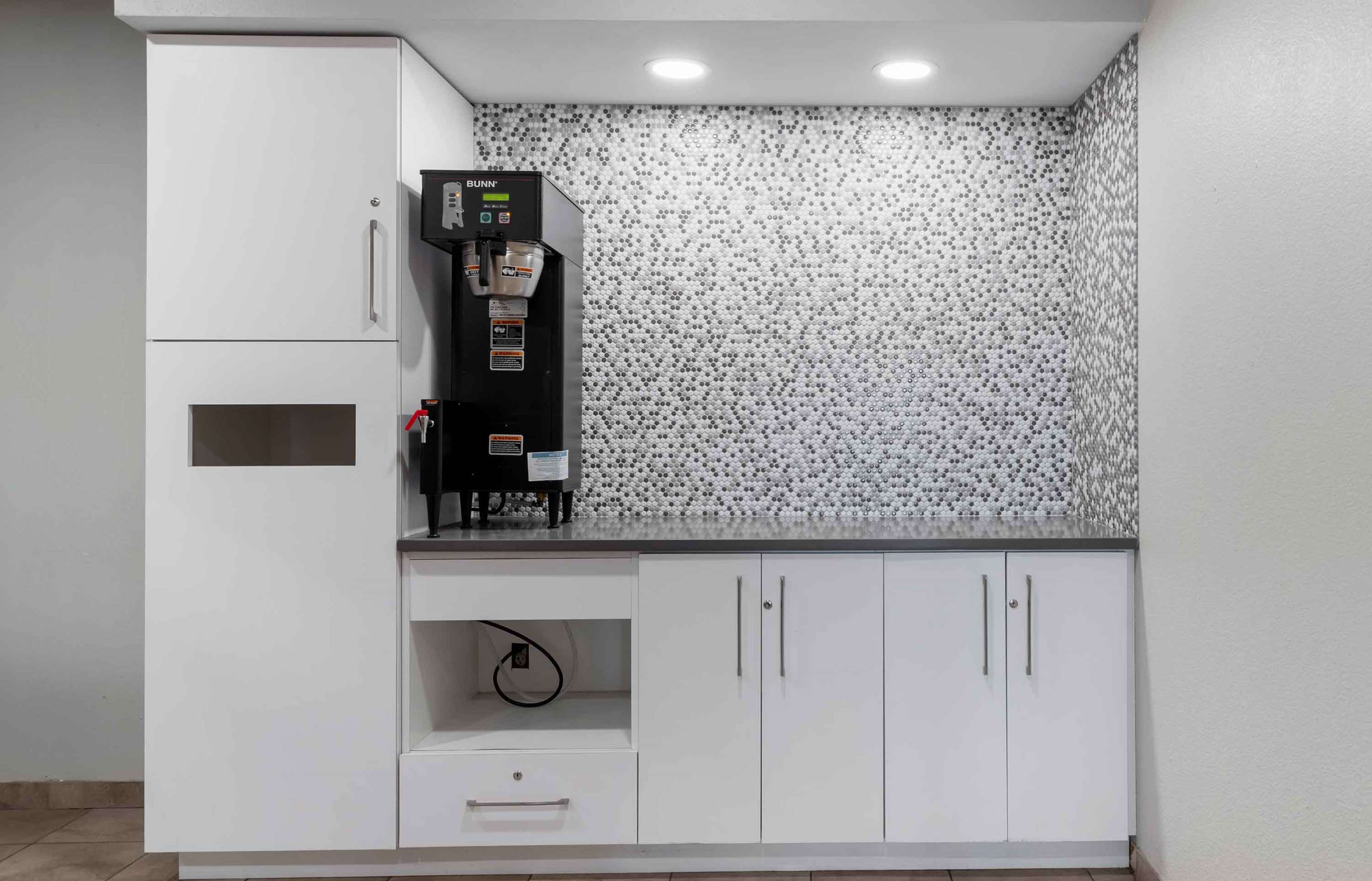 Free Grab-and-Go Breakfast | Extended Stay America Suites San Antonio North