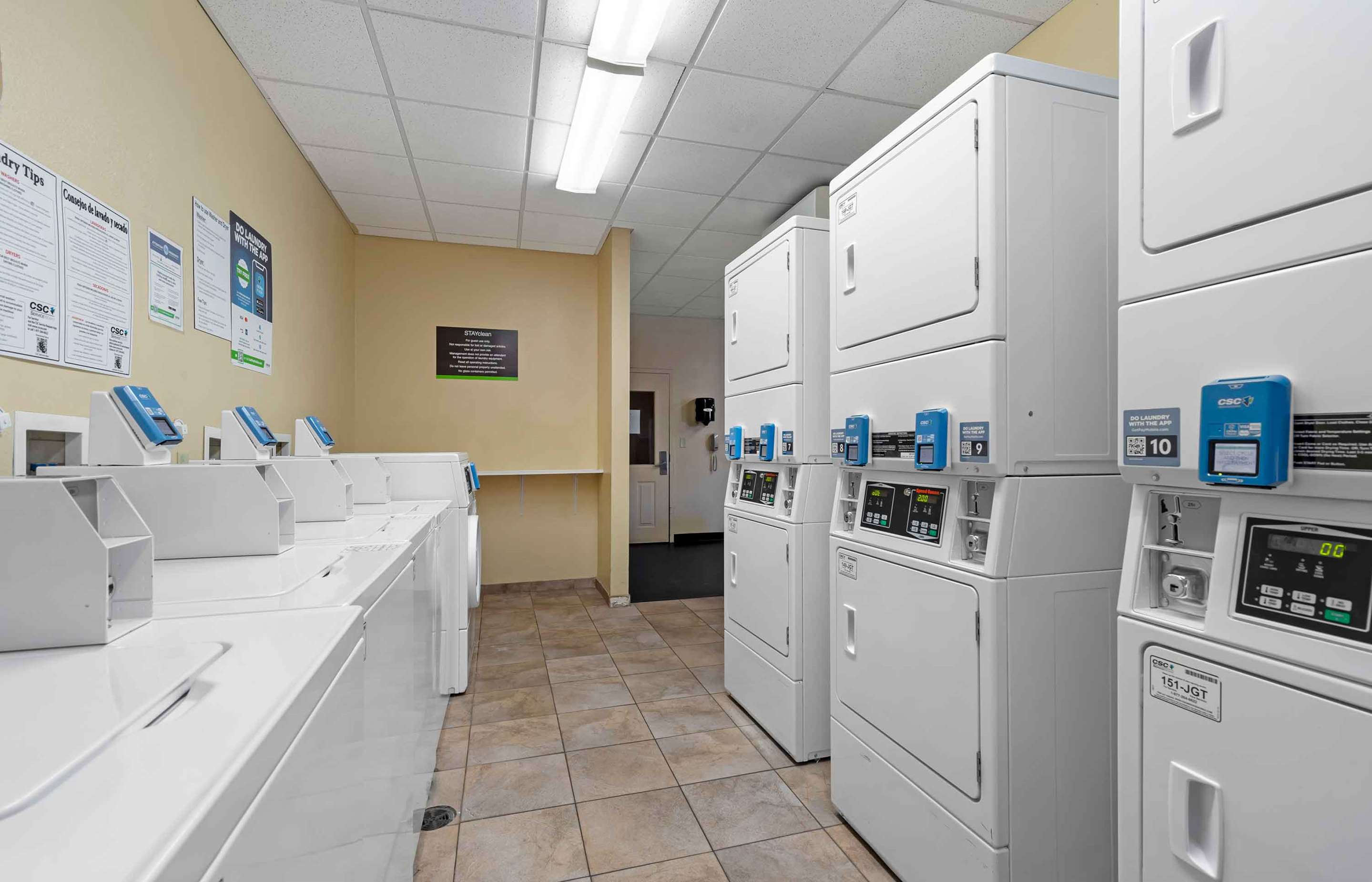 On-Premise Guest Laundry | Extended Stay America Suites San Antonio North
