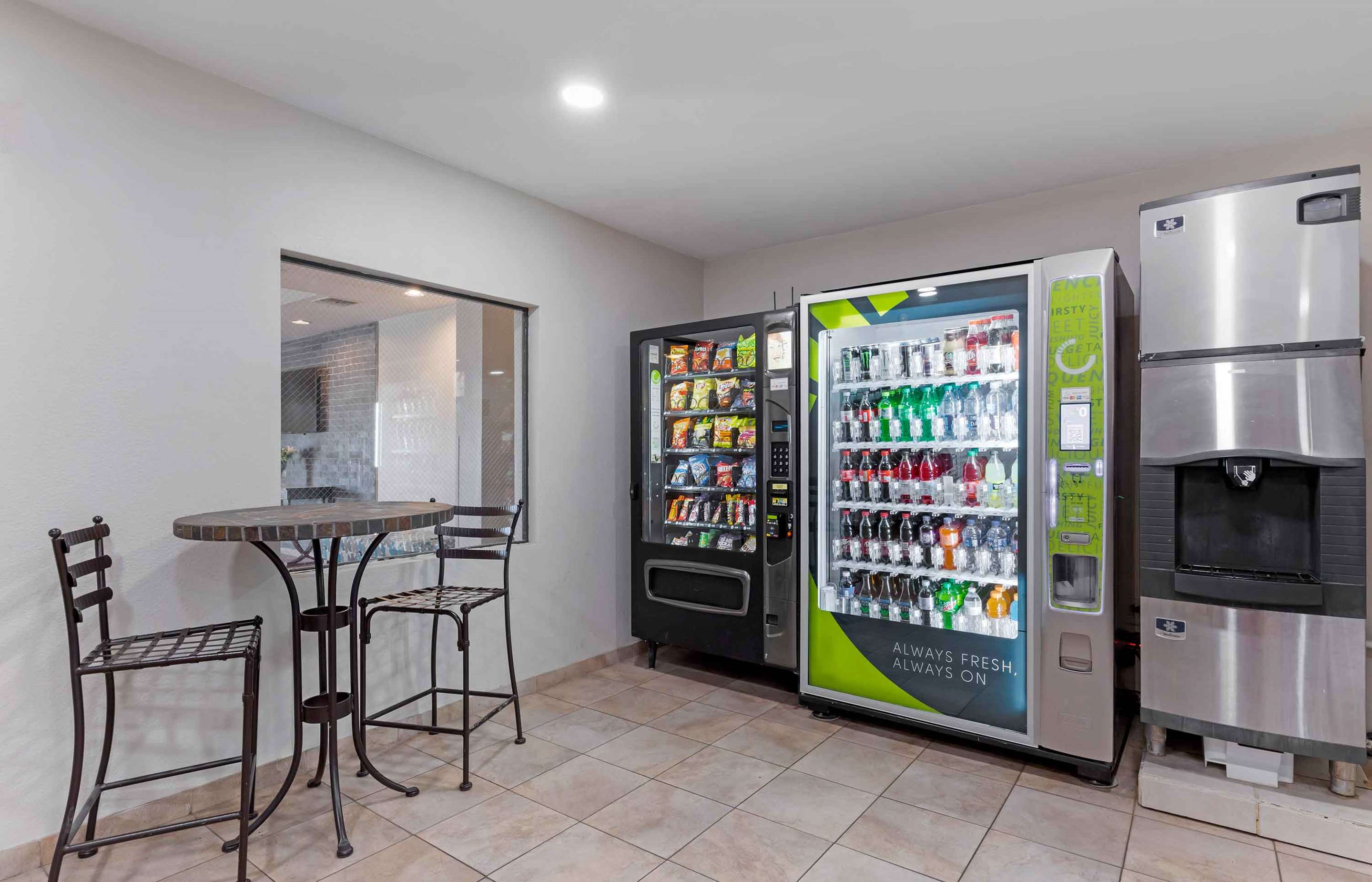 On-Premise Guest Laundry | Extended Stay America Suites San Antonio North