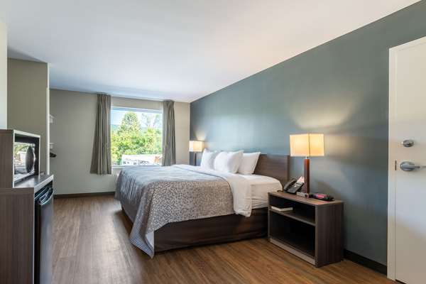  - Econo Lodge Dayton