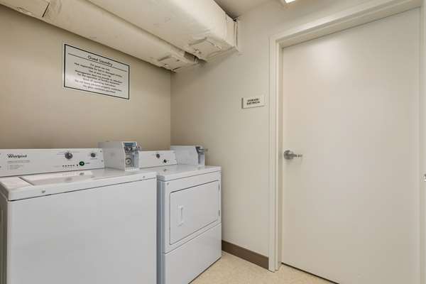 Amenities - Econo Lodge Dayton