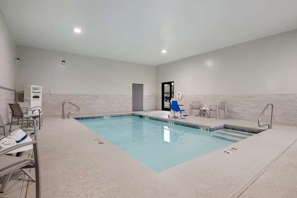 Pool - Best Western NSU Inn Tahlequah