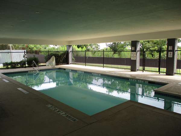 Pool - Best Western Plus Stephenville Inn