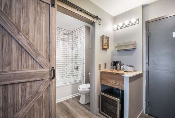  - Shore Club Wisconsin Hotel Elkhart Lake