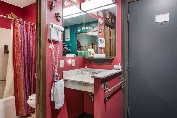  - Shore Club Wisconsin Hotel Elkhart Lake