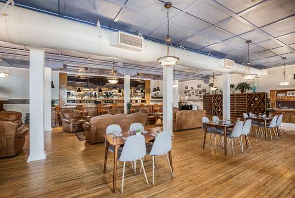 Restaurant - Shore Club Wisconsin Hotel Elkhart Lake