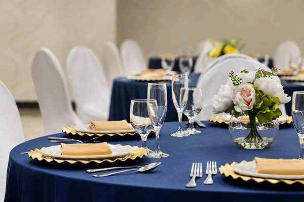  - Wyndham Garden Hotel Totowa - I-80, Exit 54 & 55