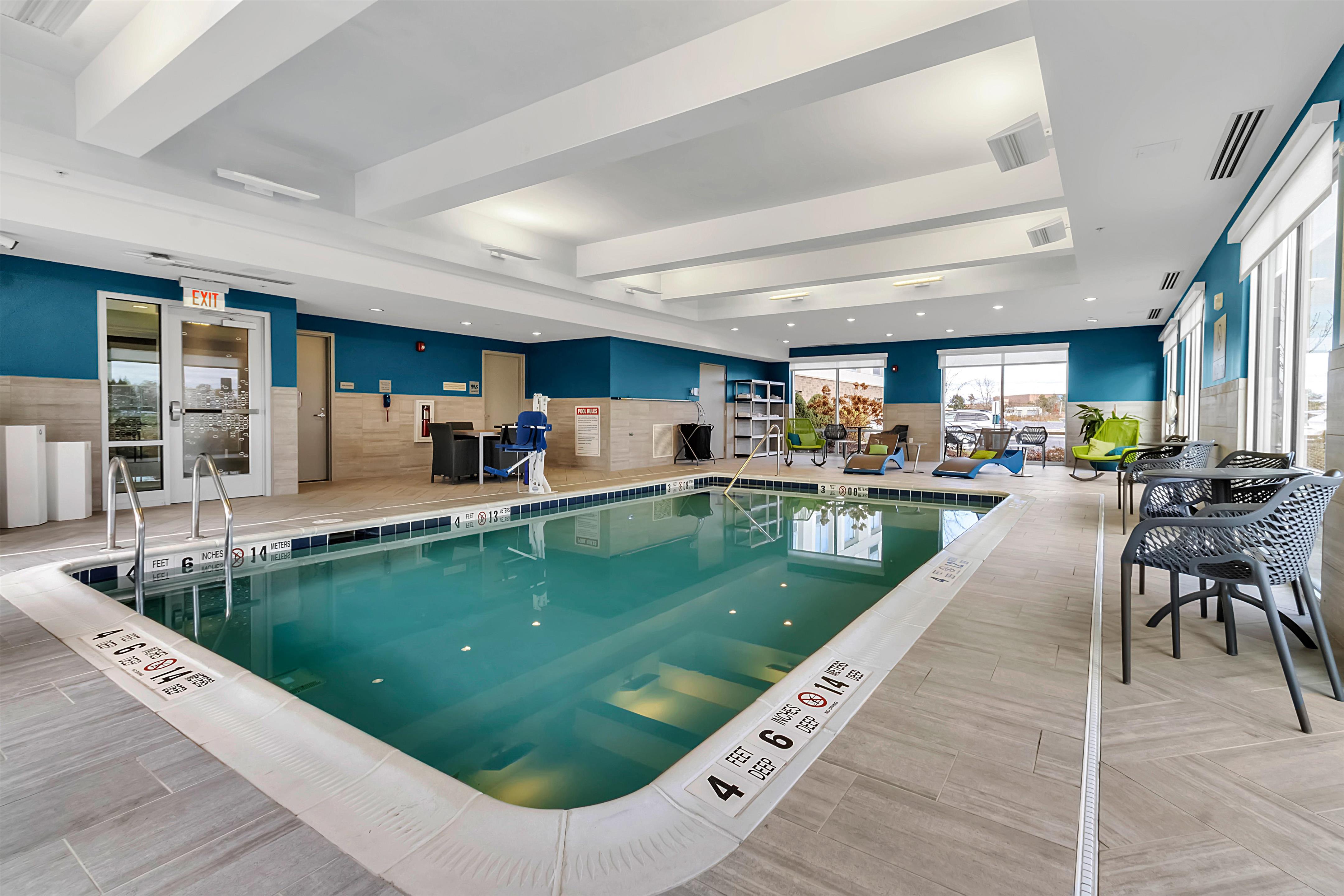 Pool | Hampton Inn Buffalo - Amherst, NY