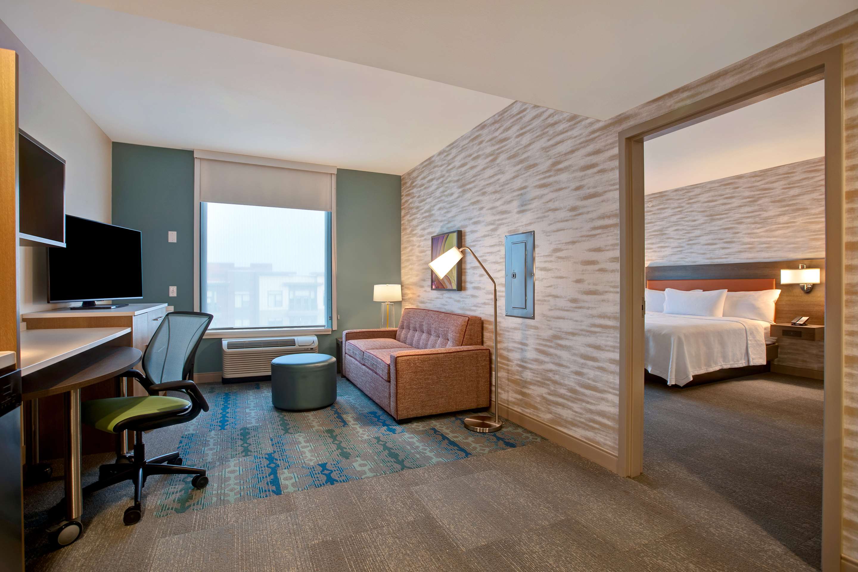 Guest room