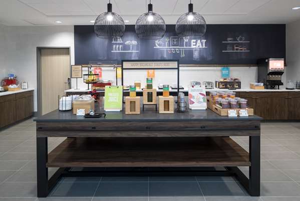 Amenities - Hampton Inn & Suites Cape Canaveral