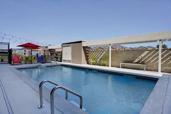 Pool - Home2 Suites by Hilton Temple